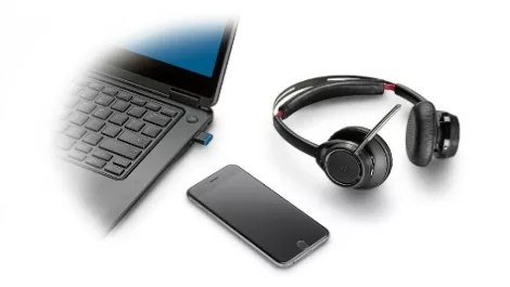 Plantronics launches wireless UC headset for the workspace of today