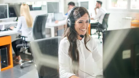 8x8 brings receptionist role into the future with latest offering