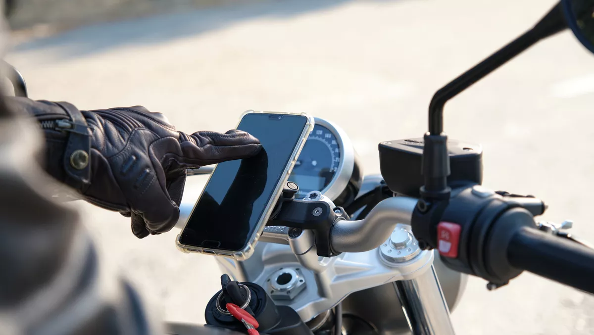 Reyedr: Safer and smarter connected motorcycling
