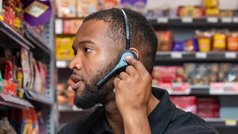 Quail Digital unveils safety-focused retail headsets